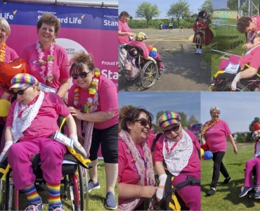 Rebecca and the Team - Race for Life 💕